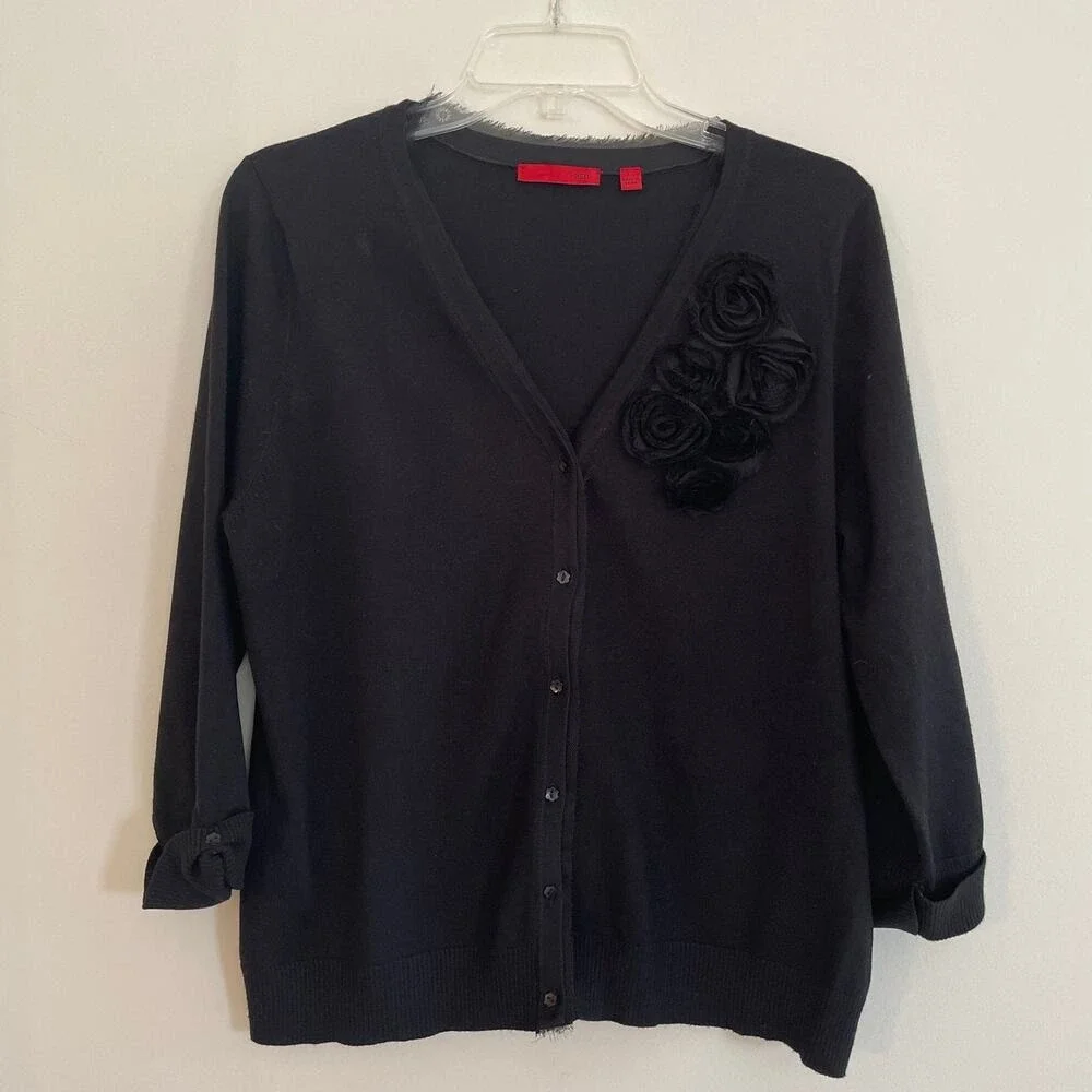 RED Black V Neck Cardigan Sweater with Floral Applique 3/4 Button Sleeve Size XL